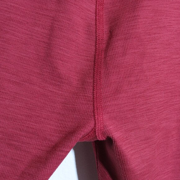 Beyond Yoga Heather Rib High Waisted Midi Leggings Rosewood Red Size Small - Picture 9 of 16